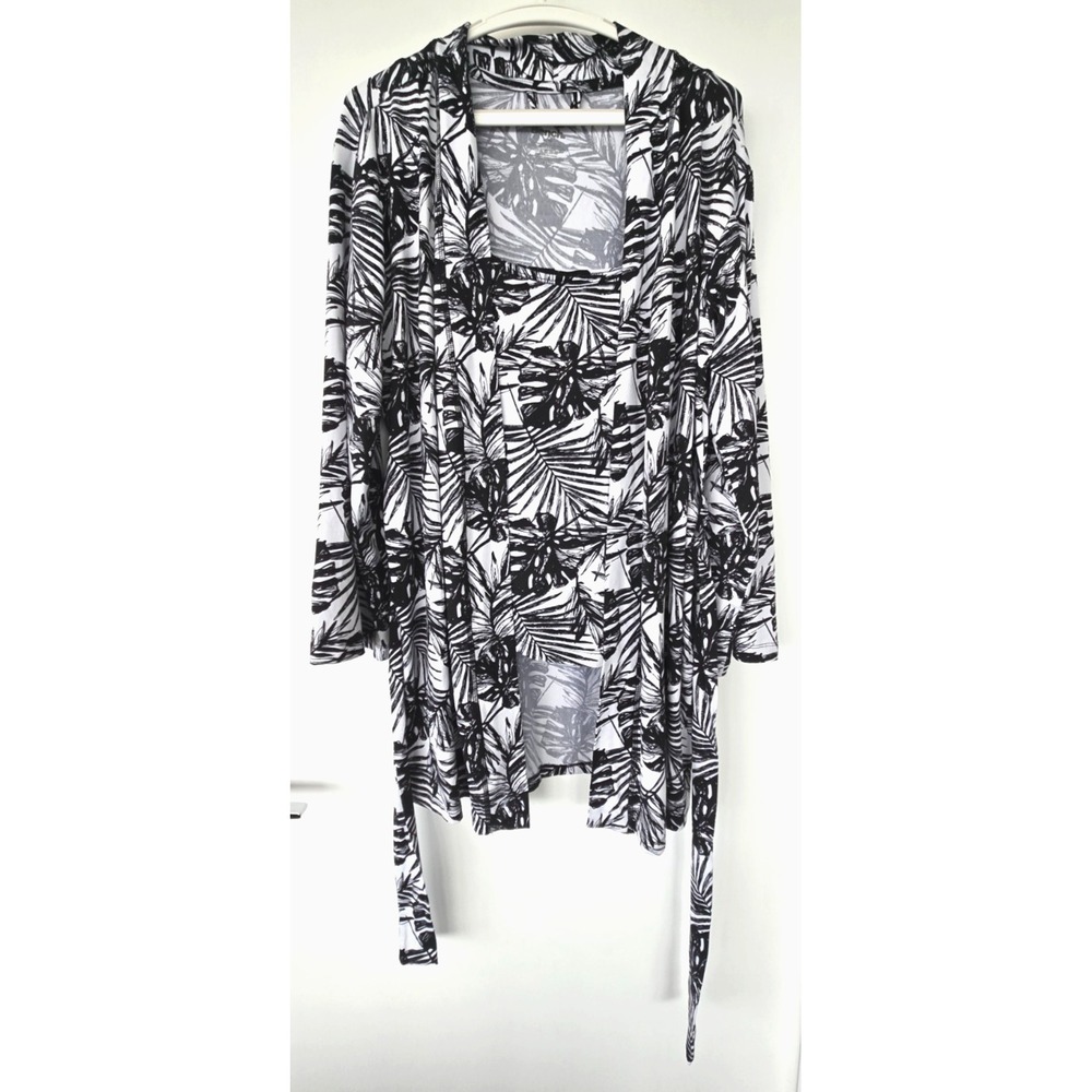 Bench 2-Pieces Camisole and Robe Set M Beach Swim Coverup Black White Floral